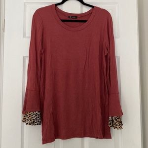 Vision U.S.A. Pink Leopard Top